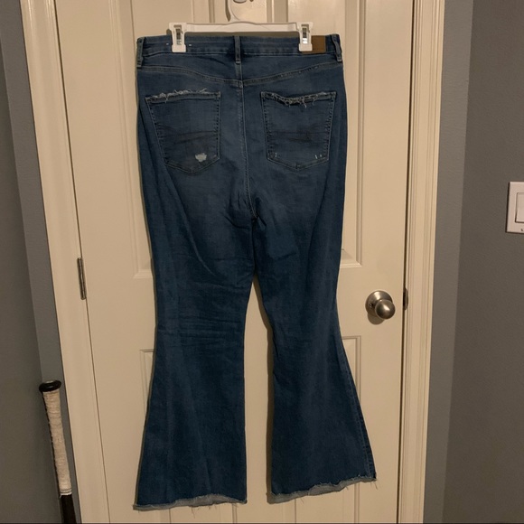 American Eagle Distressed High Waisted Flare Jean - Picture 4 of 4